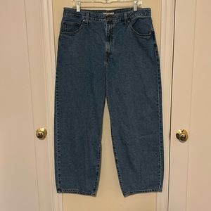 Levi’s Baggy Dad jeans
